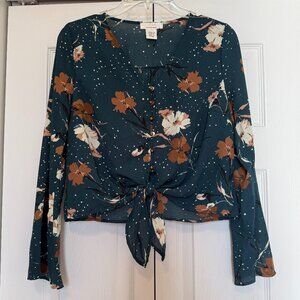 Urban Romantics Blue/Green Long Sleeve V-Neck Blouse NWOT Medium